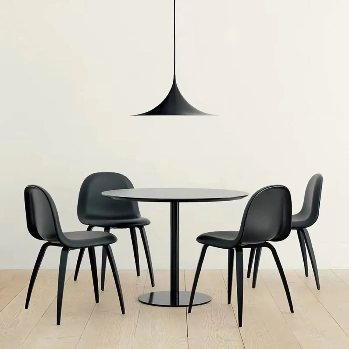Lampa wisząca mosiężna stożek | Ricenna