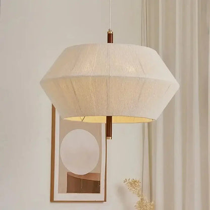 Biało drewniana lampa wisząca | Orvelle