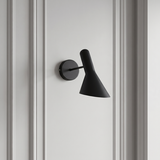 Czarny kinkiet do sypialni – nowoczesny LED | CONARO