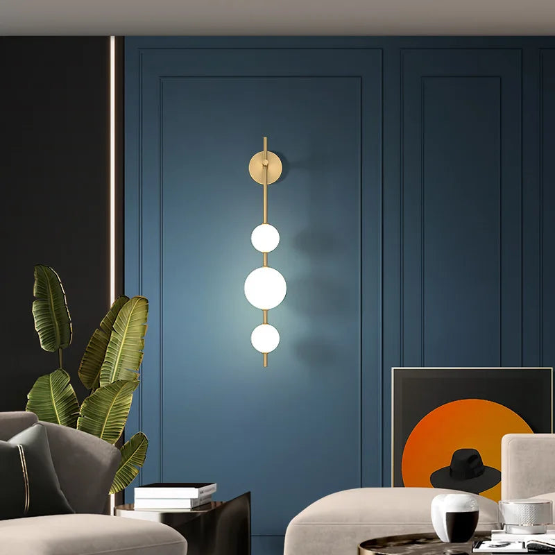 Kinkiet art deco – LED, opalowe szkło
