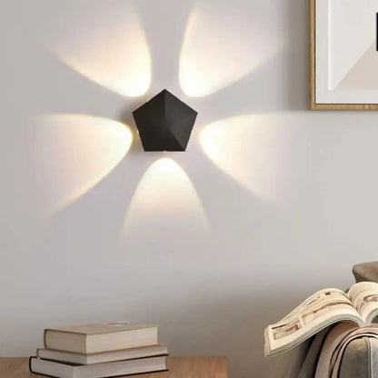 Kinkiet led czarny – efekt halo, minimalizm – ujęcie 7