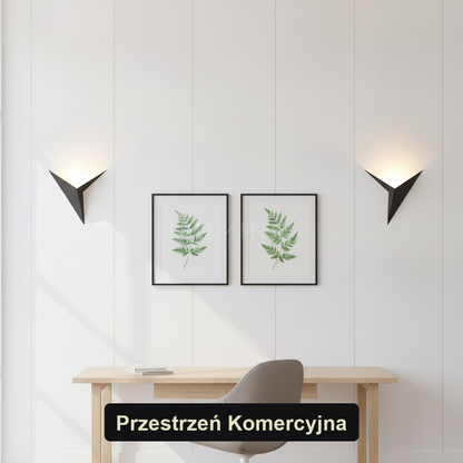 Kinkiet led nowoczesny – trójkąt, minimalizm | TRIA – przestrzeń komercyjna