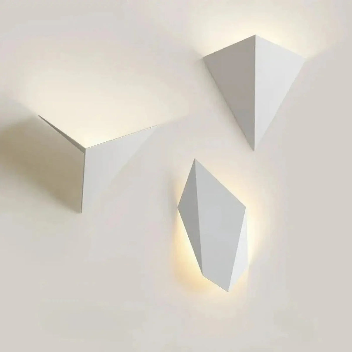 Kinkiet ledowy nowoczesny – geometryczny design