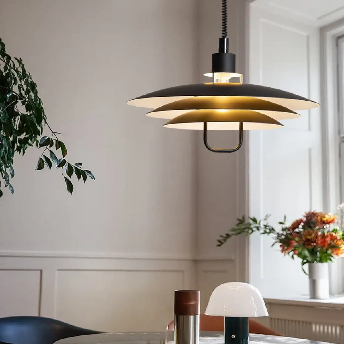Lampa biała wisząca styl skandynawski | Prattina