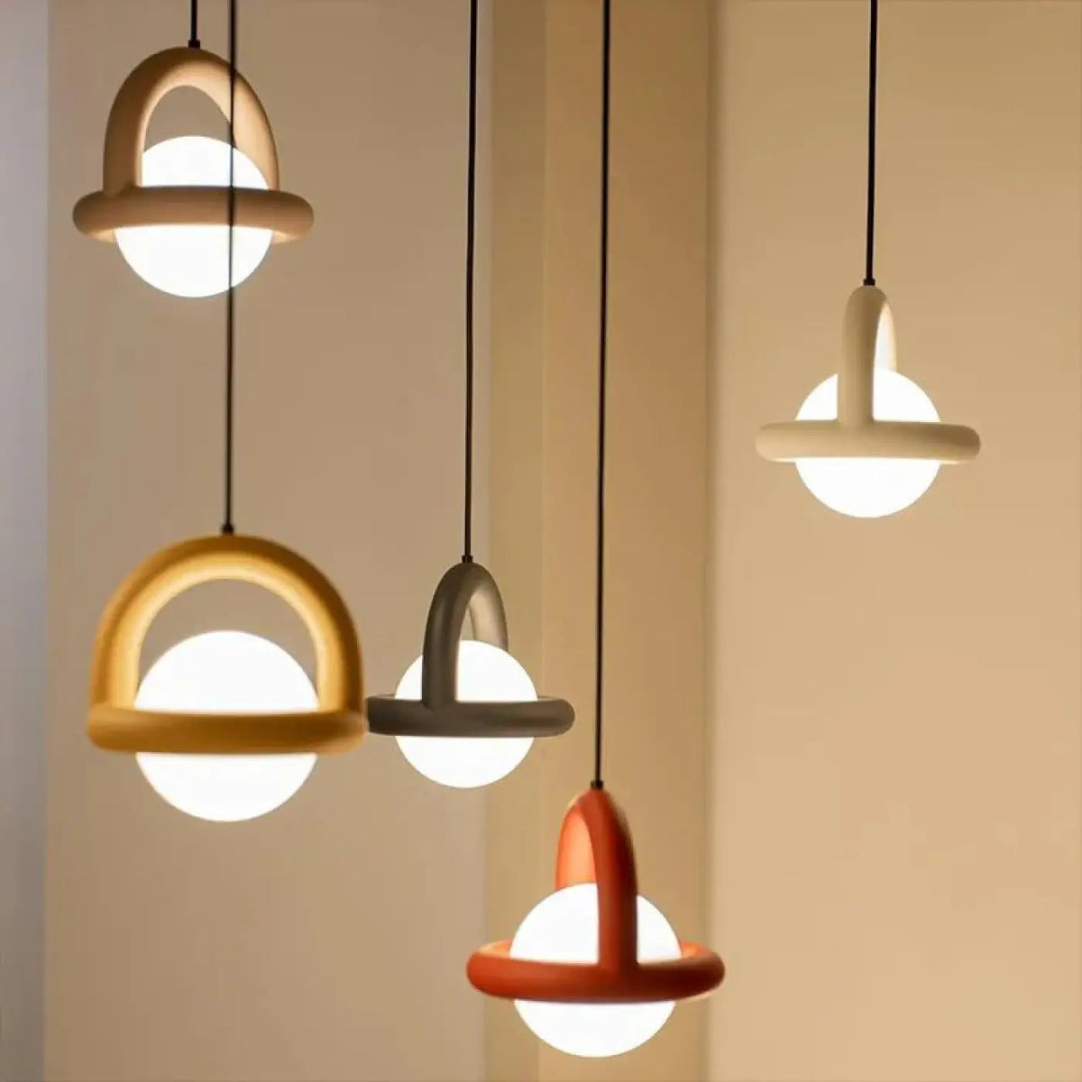 Lampa pierścieniowa wisząca | Illita