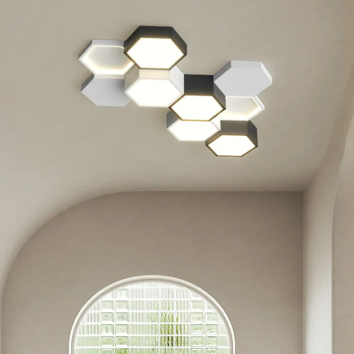 Lampa sufitowa biała plafon do sypialni