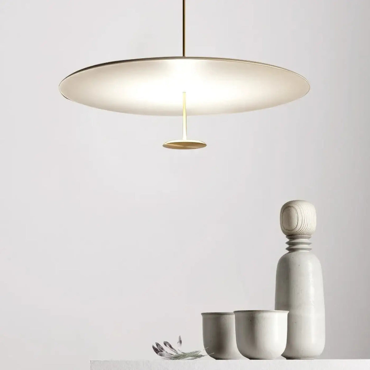 Lampa wisząca aluminiowa owalna złota | Rivoria