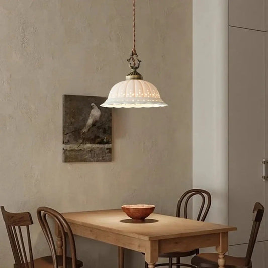 Lampa wisząca biała retro | Ravelle