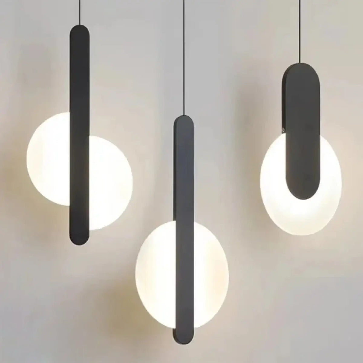 Lampa wisząca czarna na korytarz | Corampa