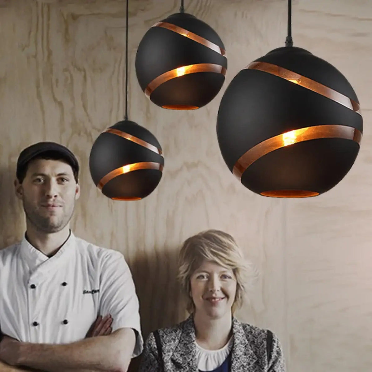 Lampa wisząca czarna okrągła | Dellelia