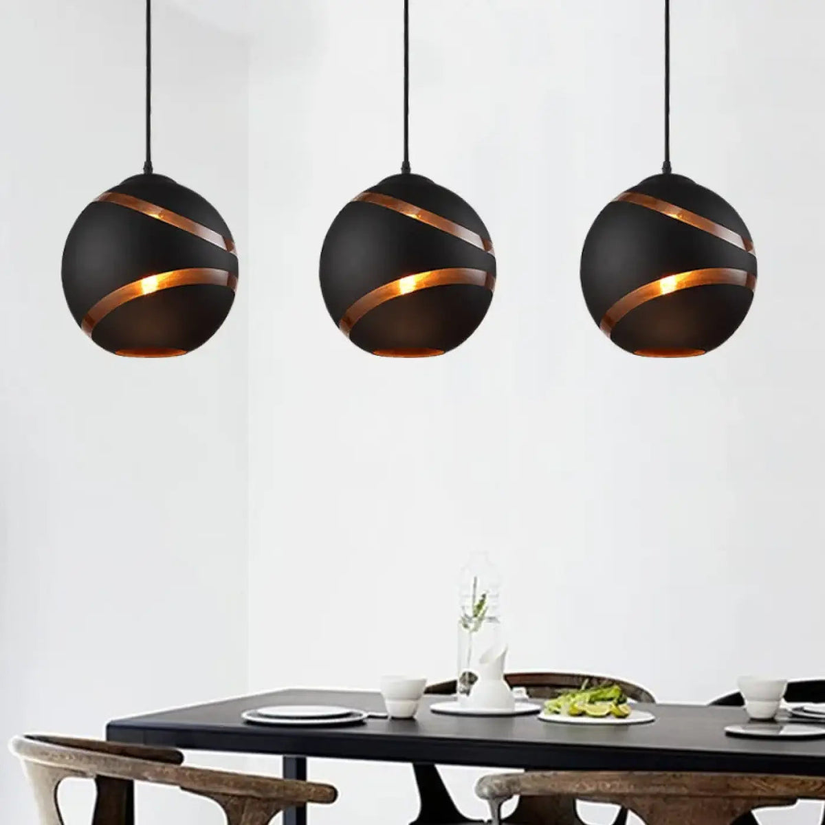 Lampa wisząca czarna okrągła | Dellelia