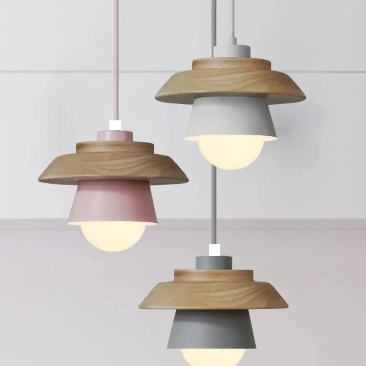 Lampa wisząca czarno drewniana | Gravicia