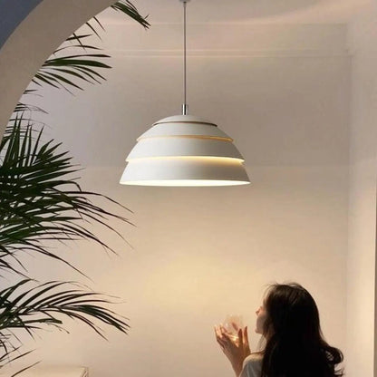 Lampa wisząca do łazienki biała | Brenessa