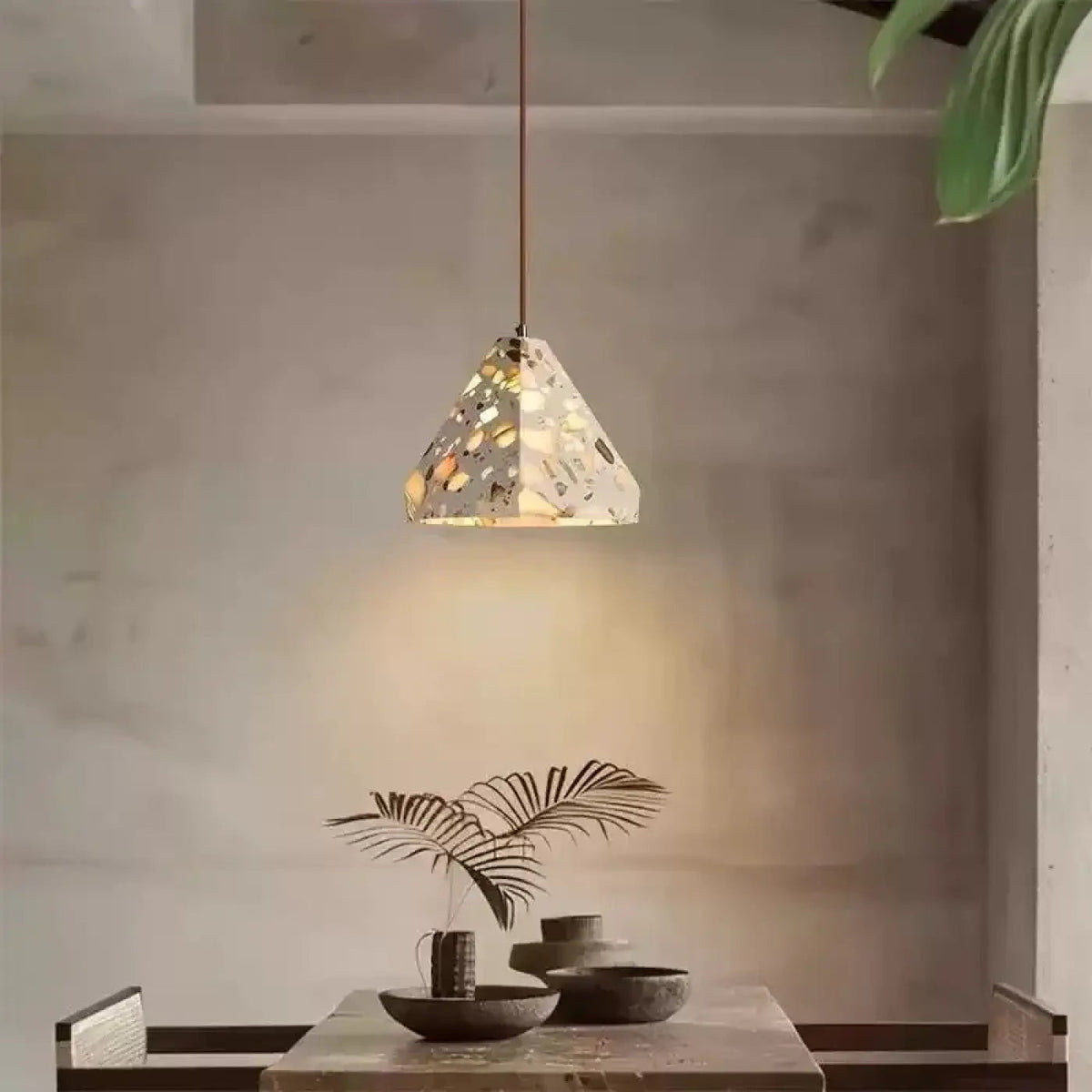 Lampa wisząca kamienna rattan LED | Piavia