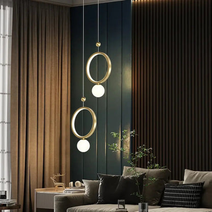 Lampa wisząca metalowa złota LED | Romena