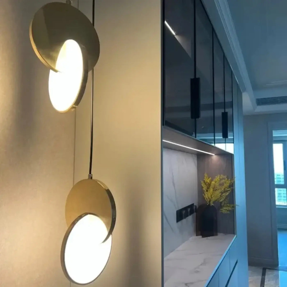 Lampa wisząca minimalistyczna aluminiowa dysk | Vivenna