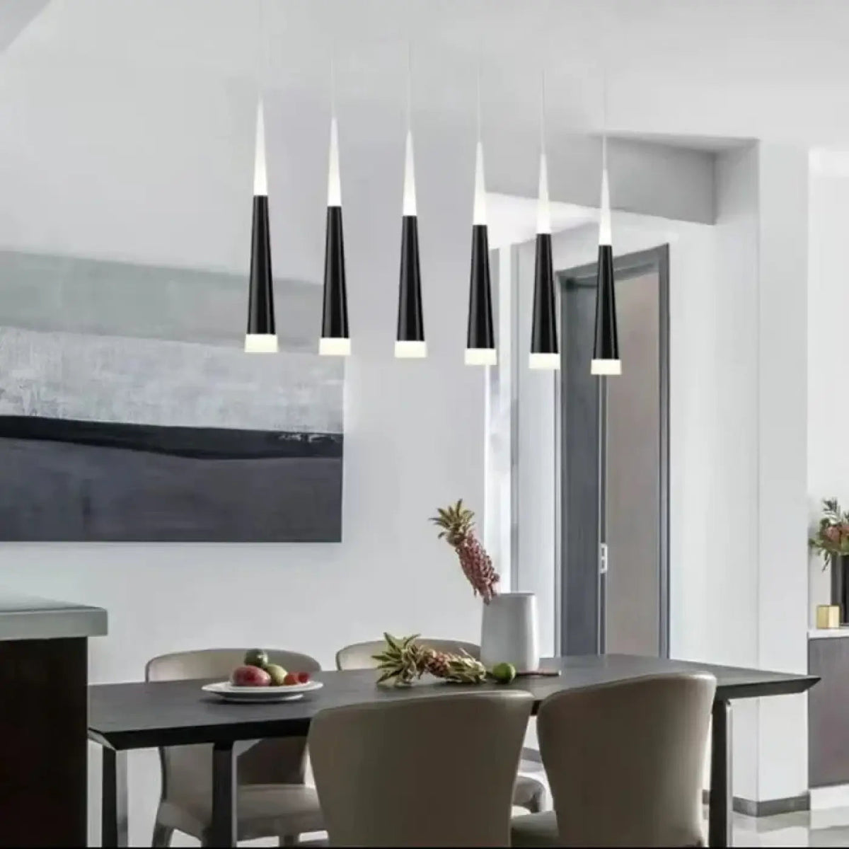 Lampa wisząca minimalistyczna złota stożek | Ostampa