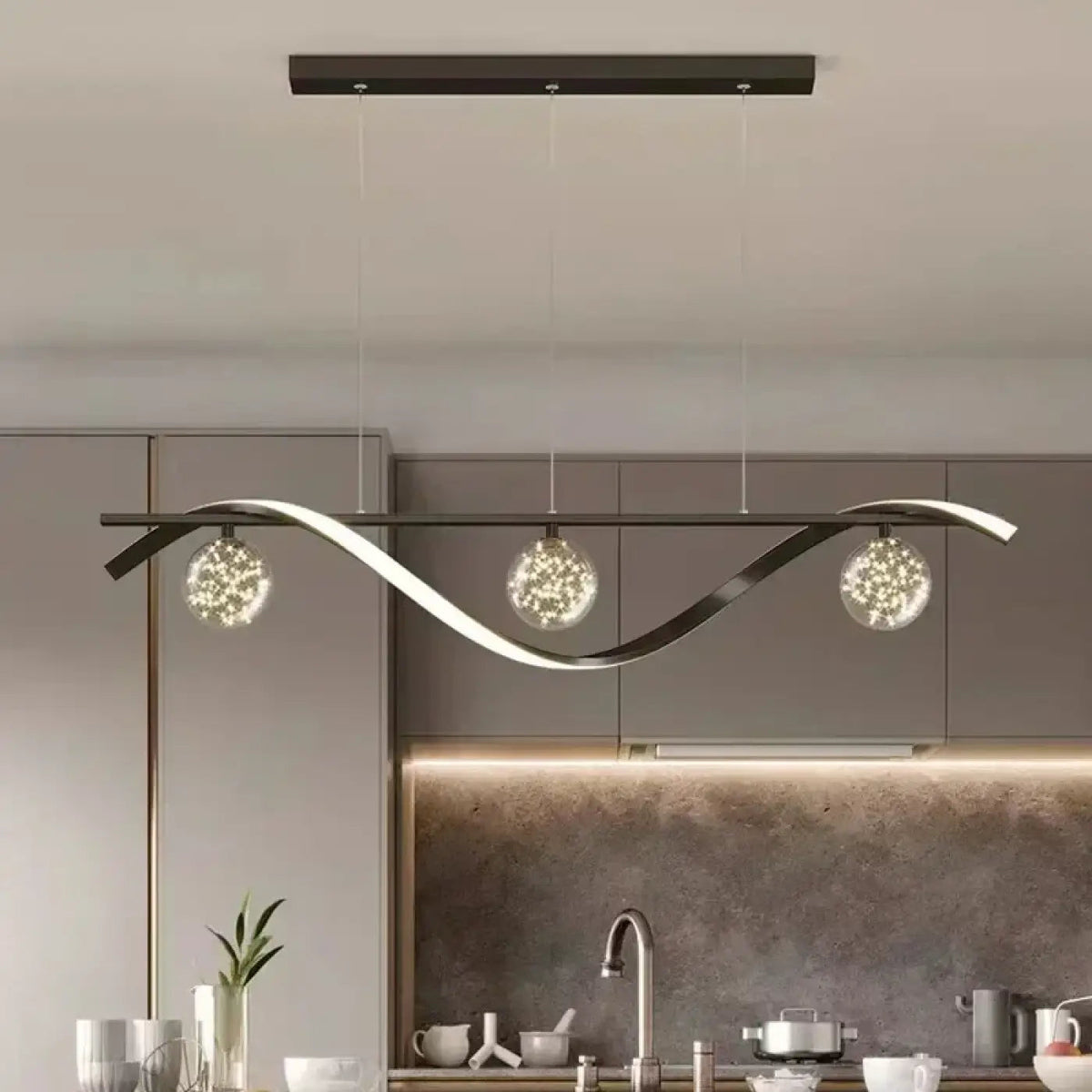 Lampa wisząca modna falowana kula | Calisa