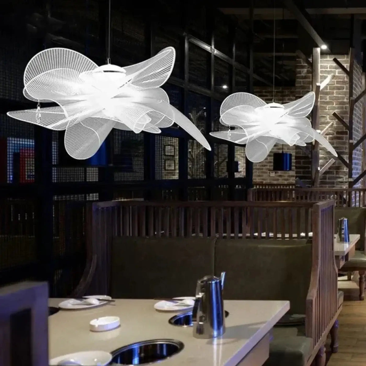 Lampa wisząca oryginalna akrylowa metalowa | Nurretta