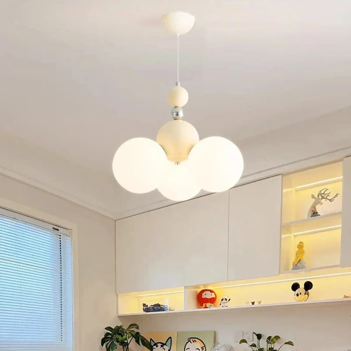 Lampa wisząca pokój dziewczynki | Valita