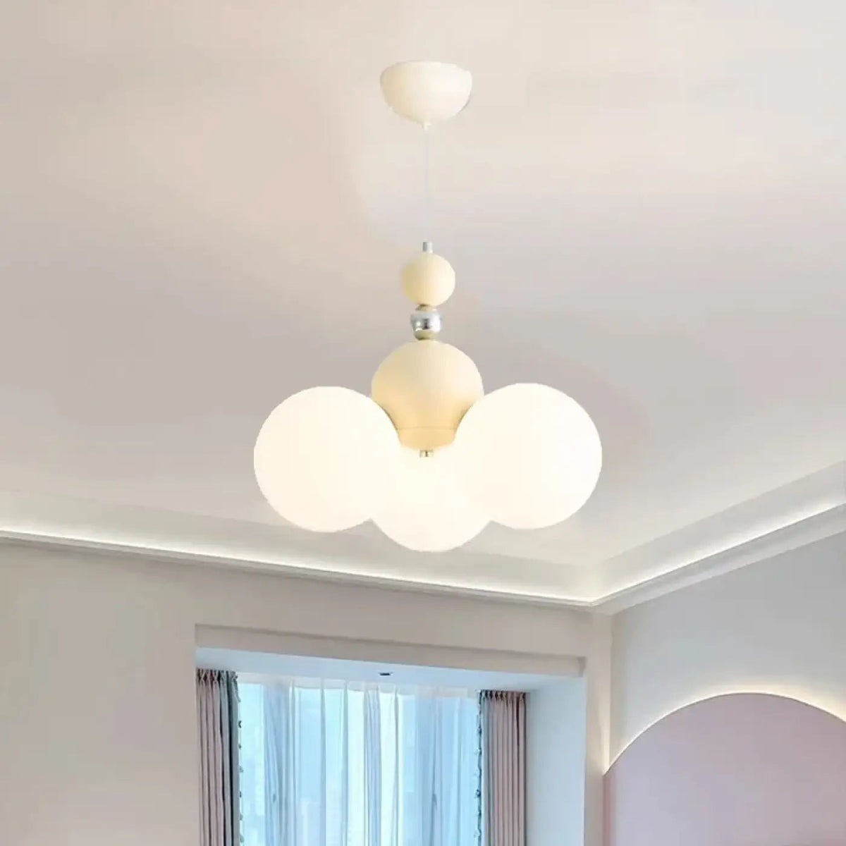 Lampa wisząca pokój dziewczynki | Valita