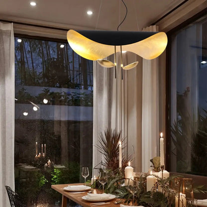 Lampa wisząca rzeźbiarska czarna biała | Silina