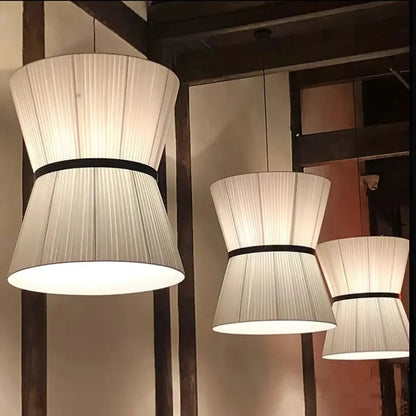 Lampa wisząca stożkowa na korytarz | Miranetta