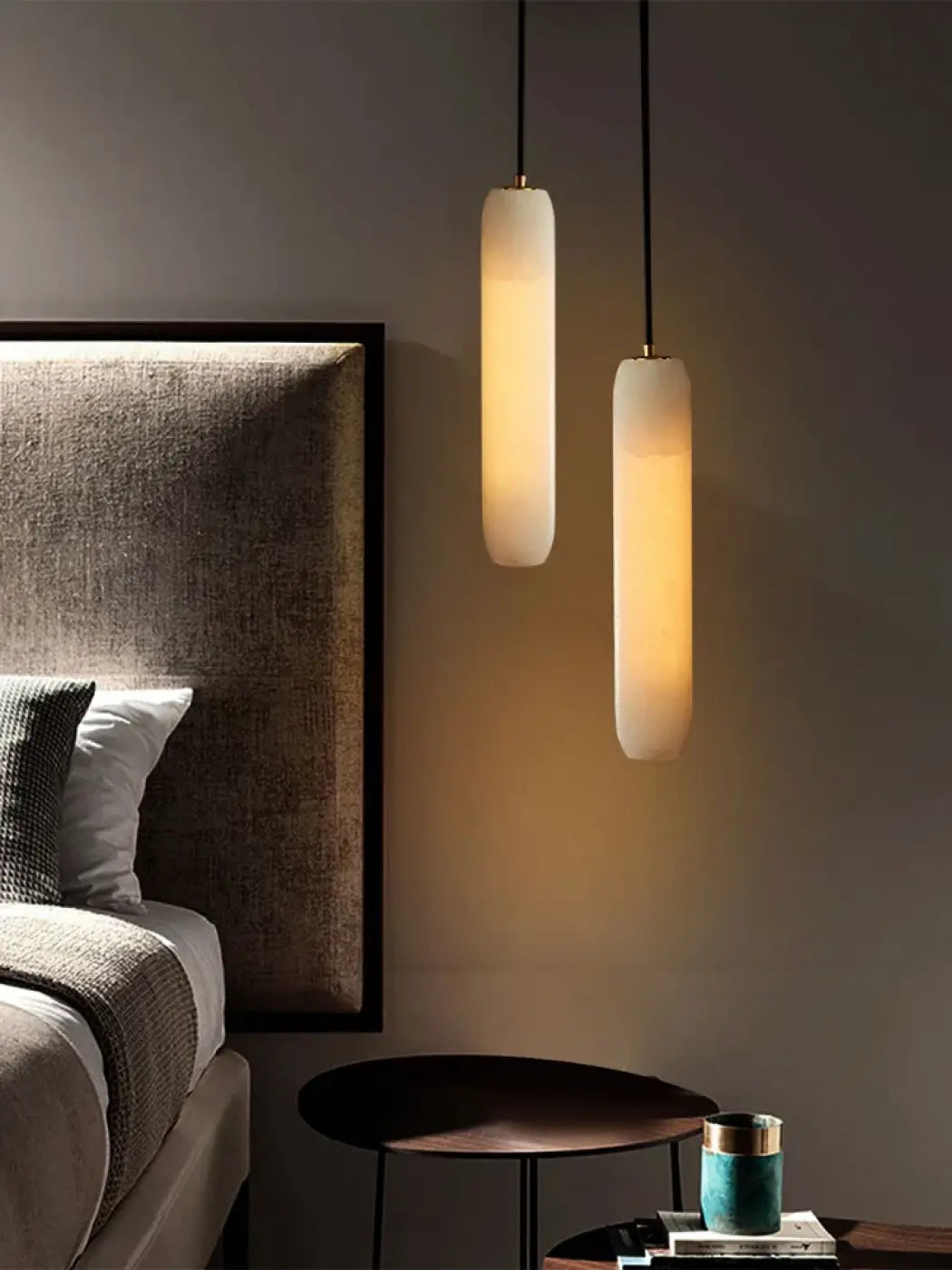 Lampa wisząca szklana cylindryczna biała | Davina