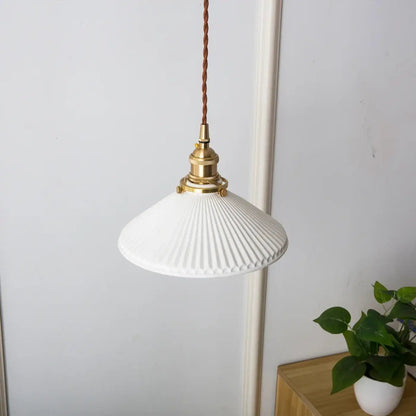 Lampa wisząca vintage mosiężna ceramiczna | Nesina