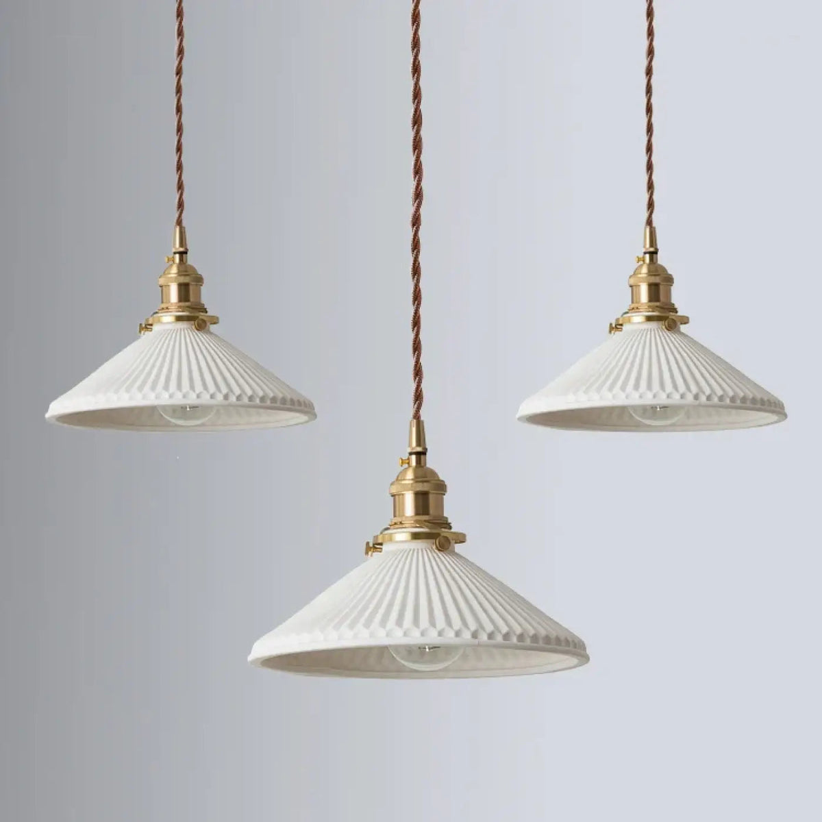 Lampa wisząca vintage mosiężna ceramiczna | Nesina