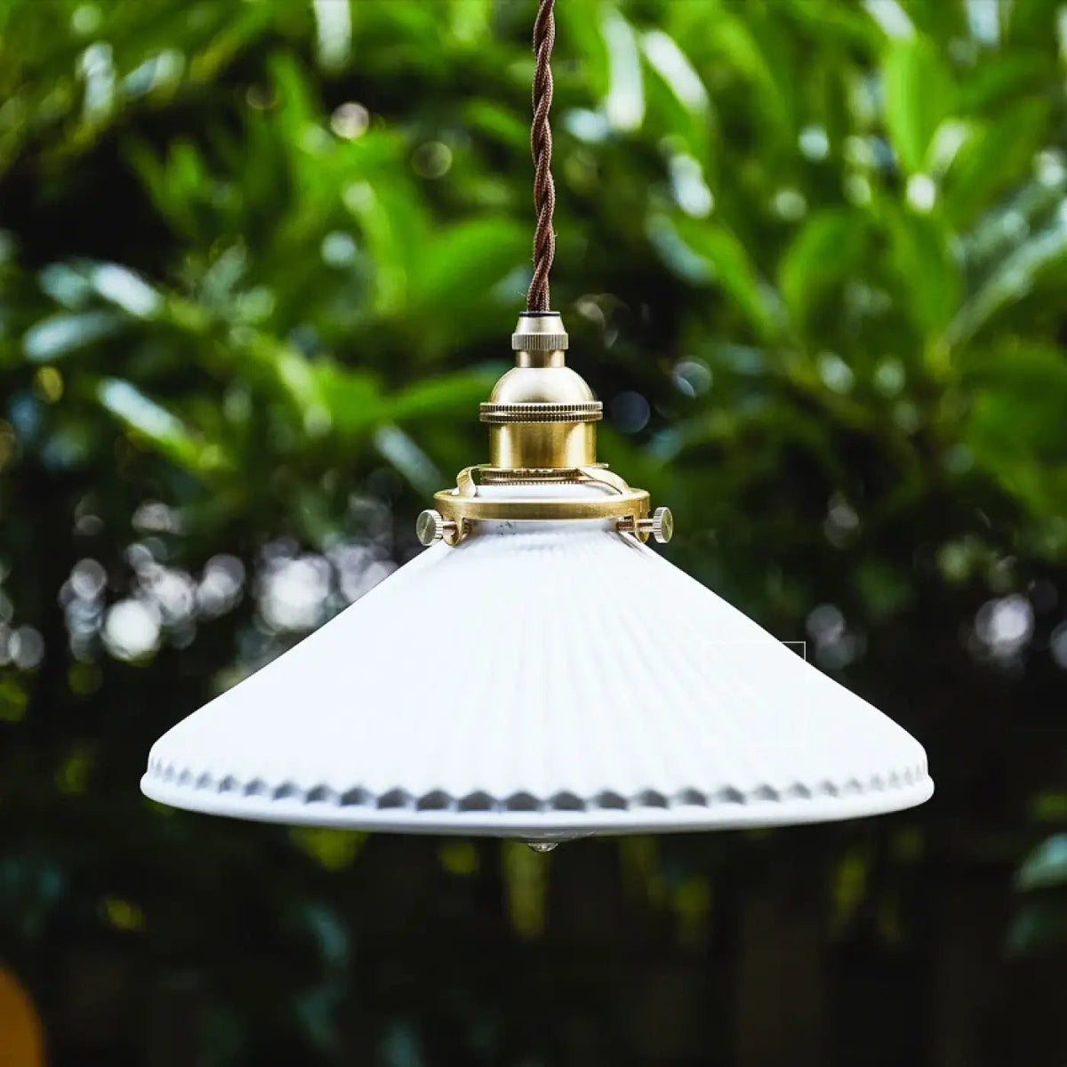 Lampa wisząca vintage mosiężna ceramiczna | Nesina