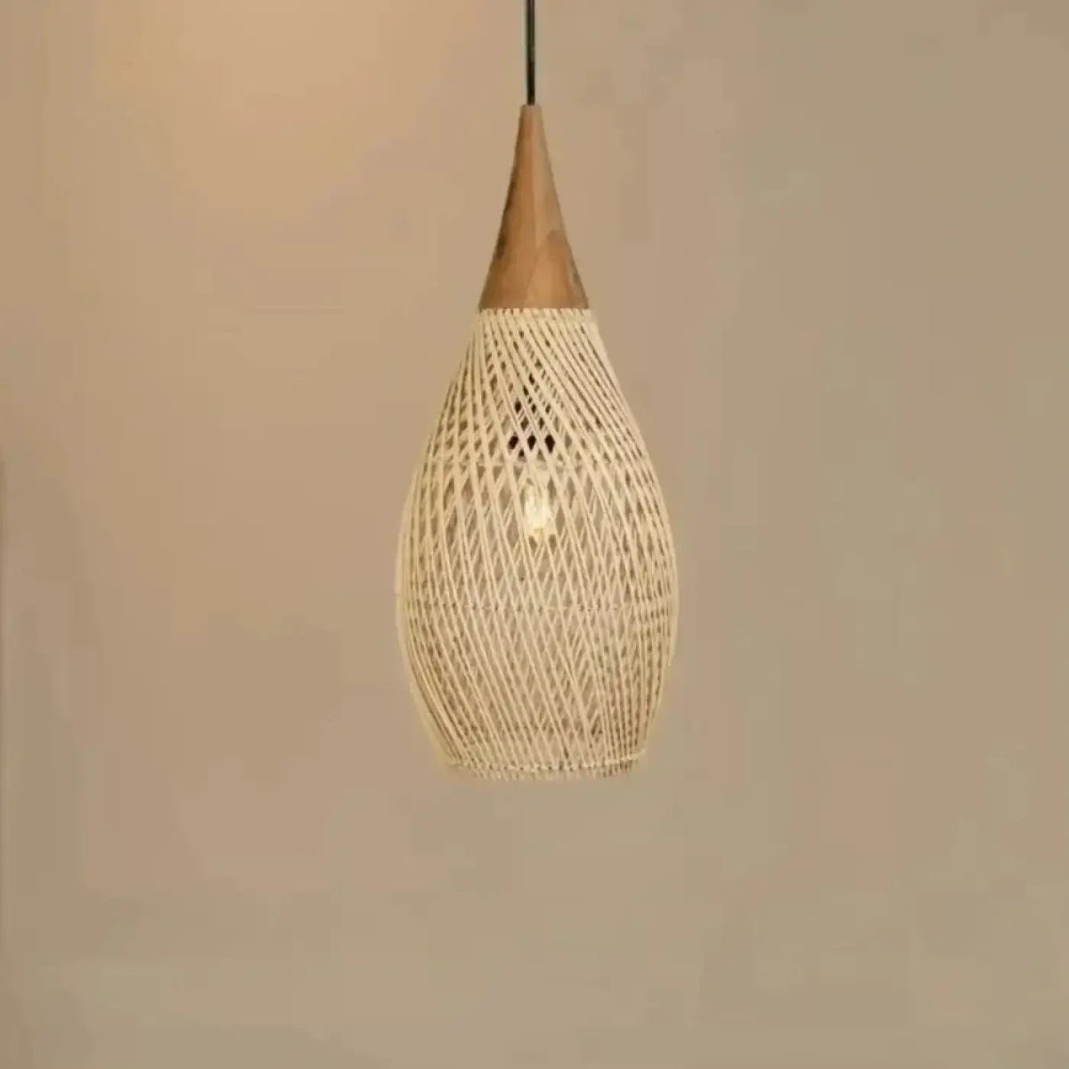 Lampa wisząca z belki drewnianej | Rocesca