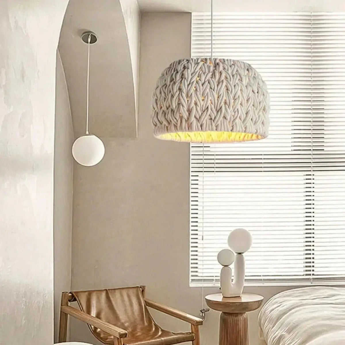 Lampa wisząca ze sznurem | Perisa