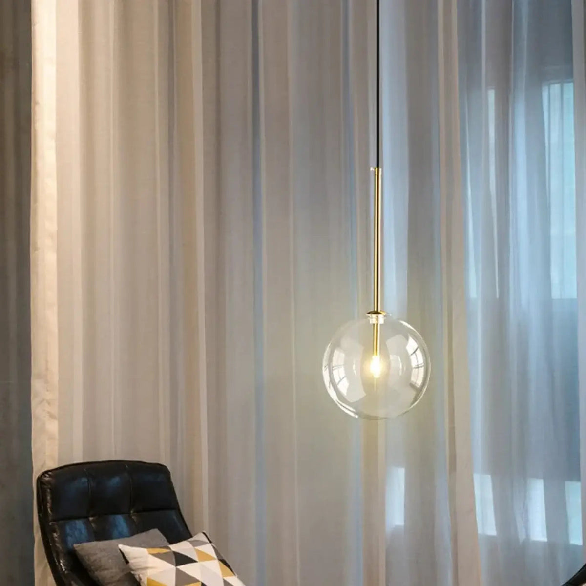 Lampa wisząca złota kula | Dormina