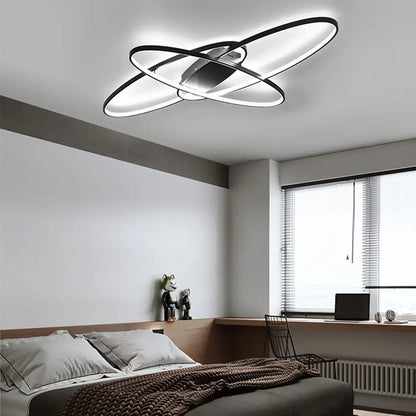 Plafon LED z krzyżującymi się pierścieniami – ujęcie 3