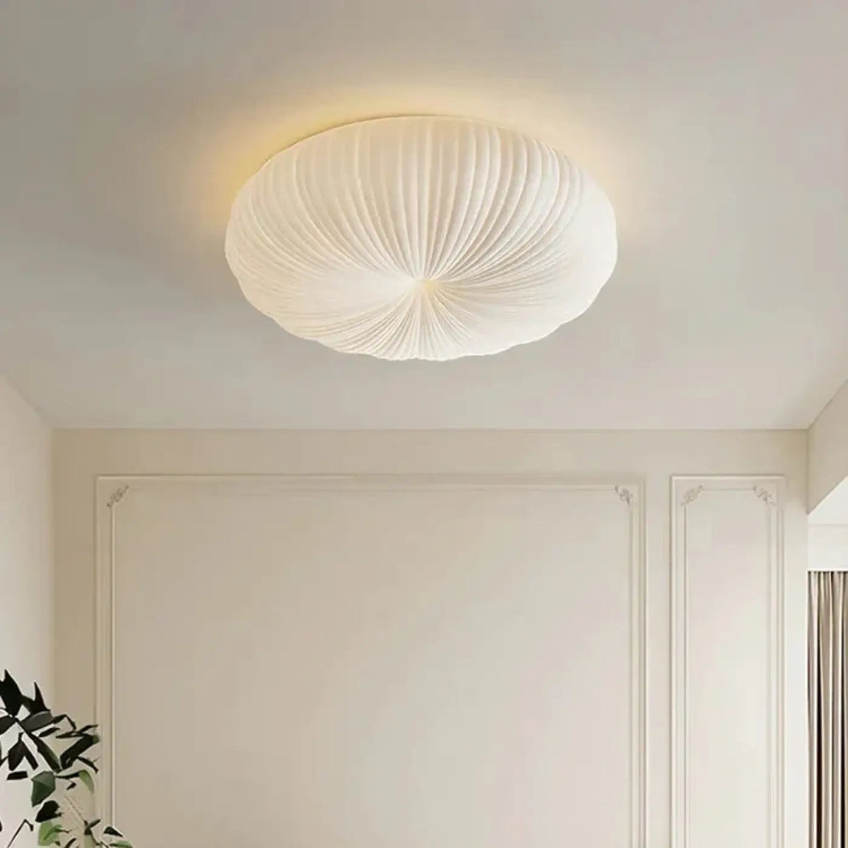 Plafon lumina