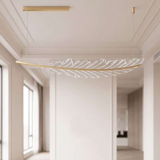 Złota lampa wisząca LED w kształcie pióra | Vinita