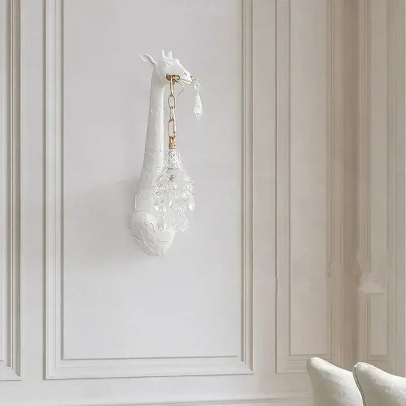 Kinkiet głowa żyrafy z kryształkami do jadalni