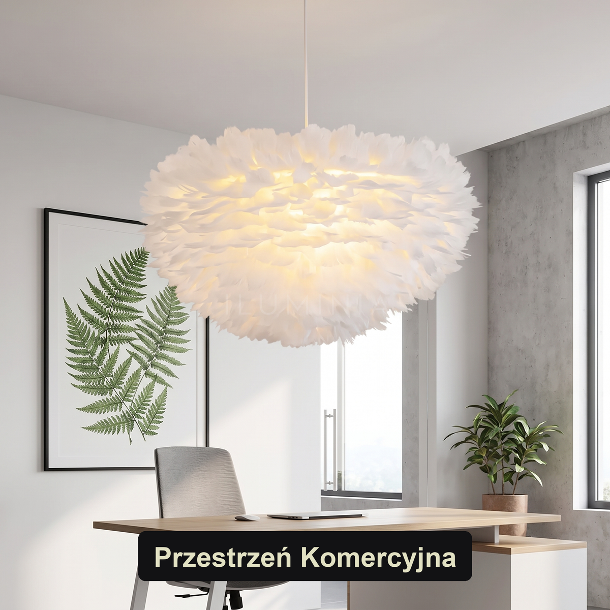 Żyrandol z piór kolorowy | Zanoria – przestrzeń komercyjna