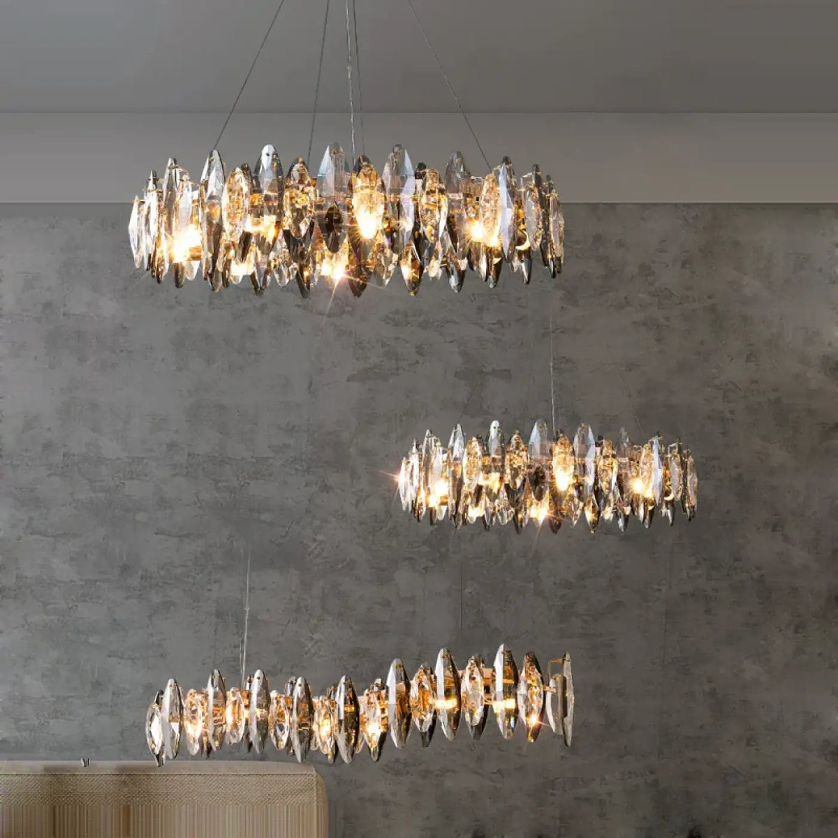 Nowoczesny żyrandol LED liniowy srebrny – ujęcie 3